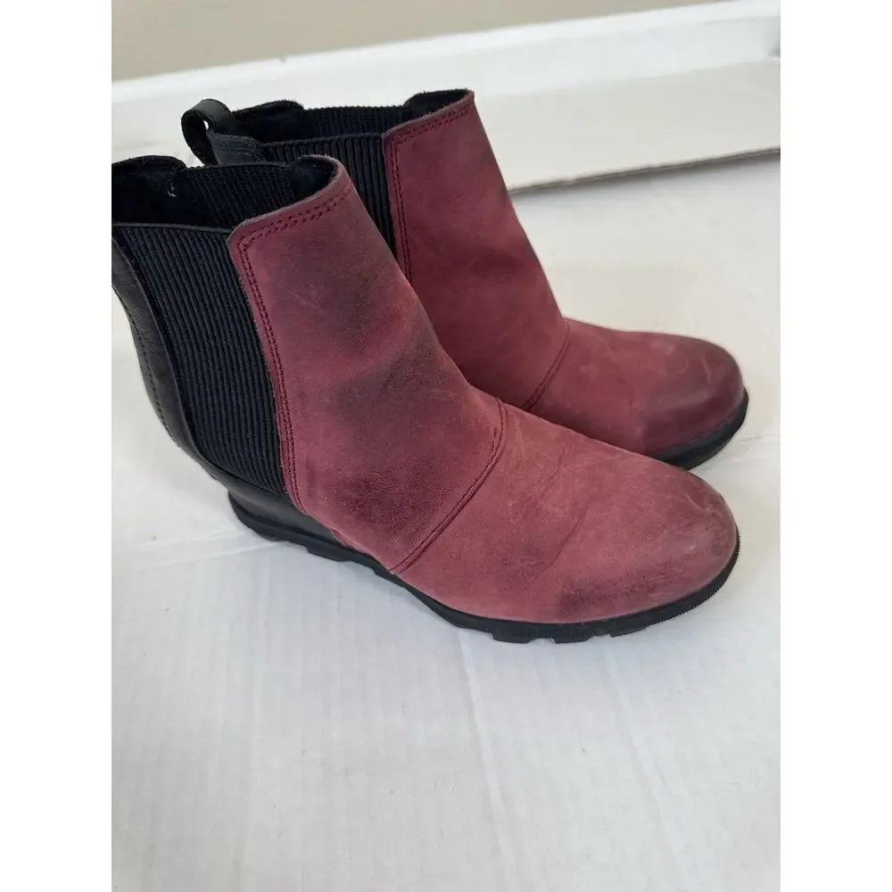 SOREL Leather Wedge Bootie Women 7.5 Red Black Hidden Heeled Joan of Arctic Boot